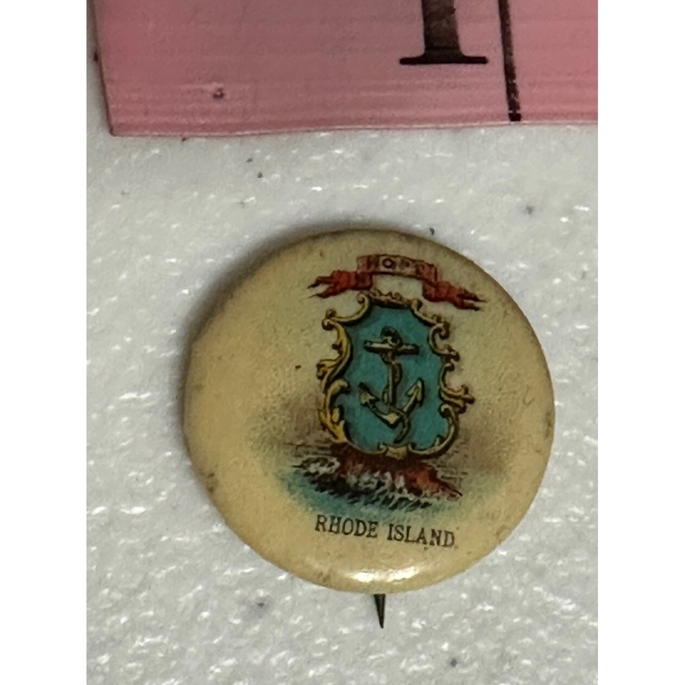 Rhode Island State Seal Antique Sweet Caporal Cigarettes‎ Whitehead Hoag Pinback